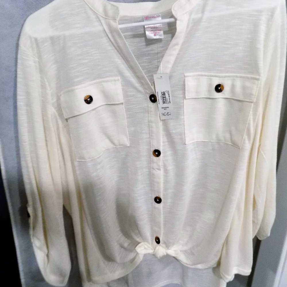 Women's/Junior's No Boundaries cover up shirt